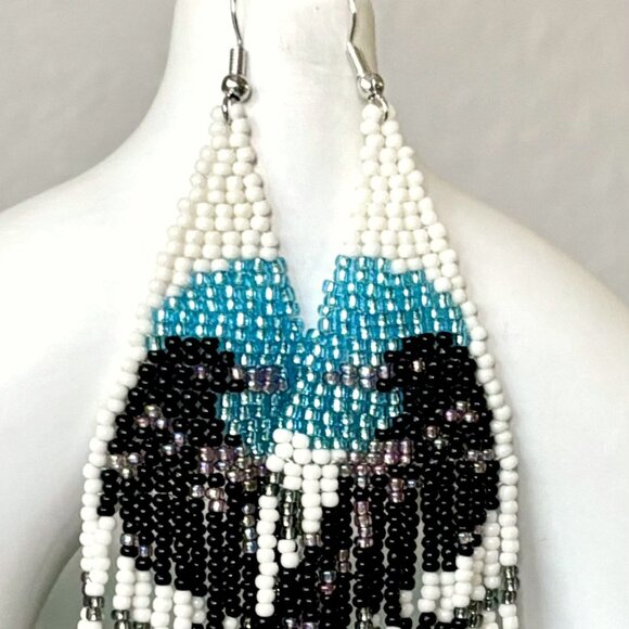 Hand Beaded Black Raven Crow on Branch Seed Bead Tasseled Dangle Earrings New - Picture 2 of 5